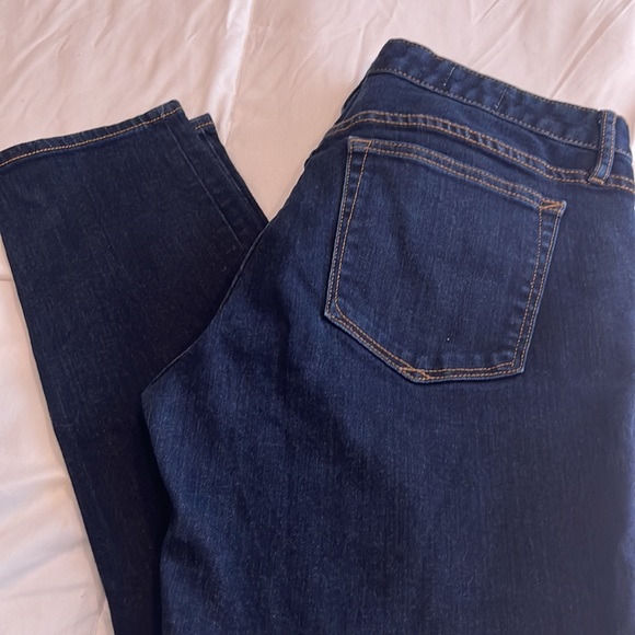 New Gap 31R skinny dark wash jeans - Picture 2 of 4
